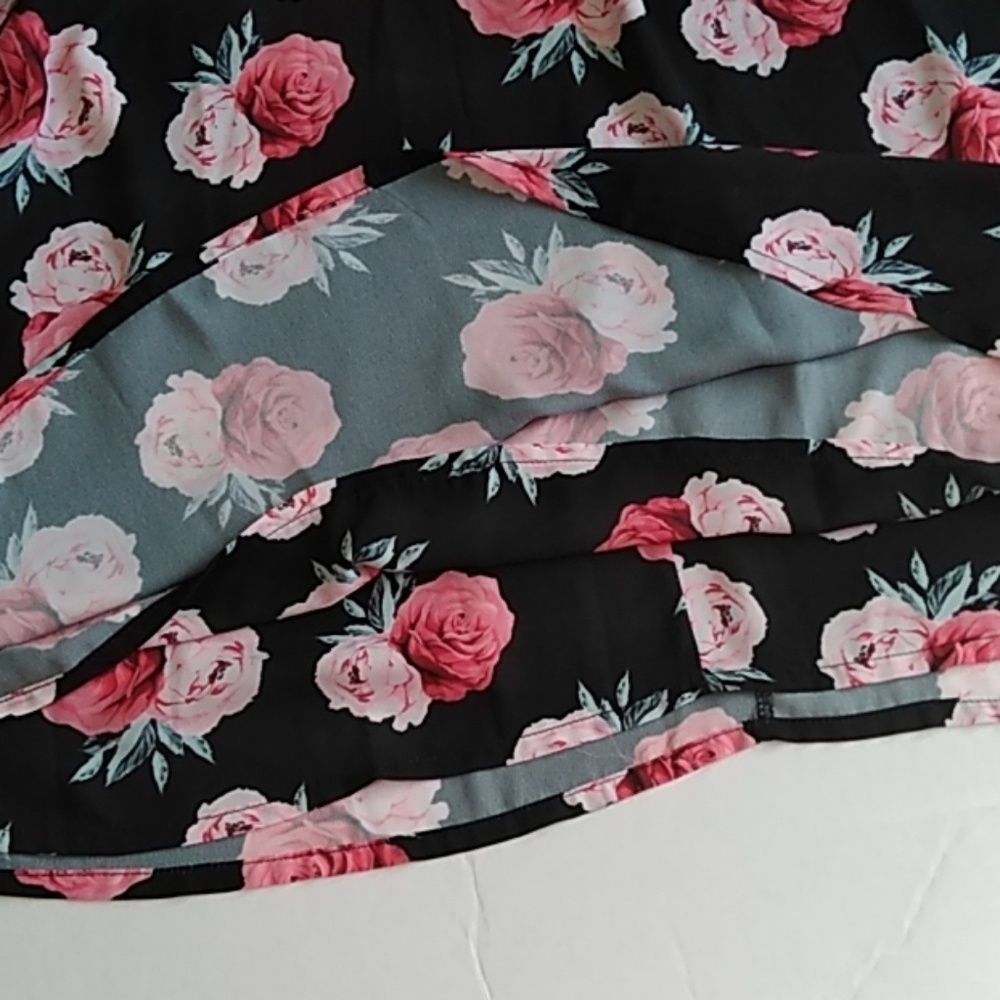Grayson/Threads blouse - Picture 4 of 8